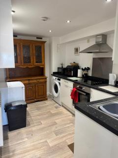 Quiet Sleeps 7 Notts City Transport, Motorpoint Trent Bridge Basement - 5