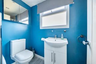 2Bed Chalet Sleeps 5 - Dogs Free Parking SeaView - 2