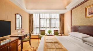 Vienna Hotel Shenzhen International Exhibition Center Fuhai Qiaotou - 4