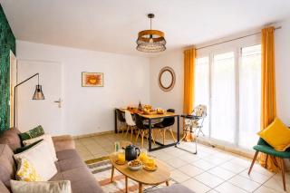 Spacious Family Apartment near Disneyland with Garden, AC and Parking - 1