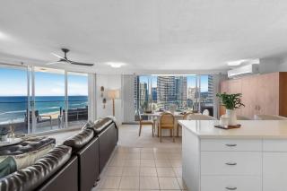 2BR High-Rise Broadbeach Ocean View Oasis - 4