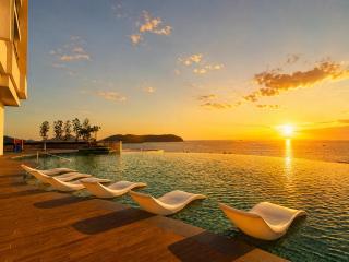 Assana Beachfront & Seaview Suites - 9