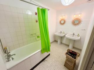 Appartement spacieux à Laure-Minervois avec piscine - 2