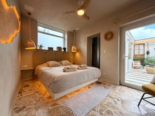 Le Douze - Suite privée, Jacuzzi spa et Terrasse - 8