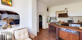 Spacious Apartment with Pool in Yeste - 120 m² - 10 Guests - 6