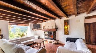 Spacious Apartment with Pool in Yeste - 120 m² - 10 Guests - 7