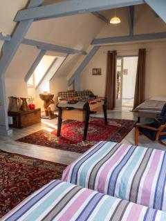 Maison conviviale à Saint-Nicolas-du-Bosc avec terrasse - 2