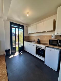 Casa #1407 - T2 - Climatisé avec Balcon - Centre-ville - 3
