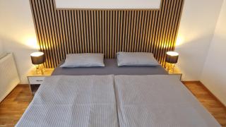 Apartmani i sobe PARK - 0