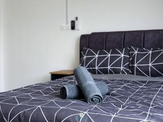 CHERAS Free Netflix for 7Pax ONLY 5min walk to MRT - 6