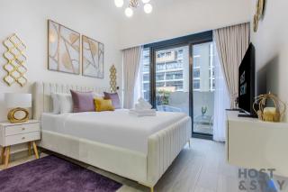 Cozy Studio in Azizi Riviera - Host & Stay - Dubai - 0