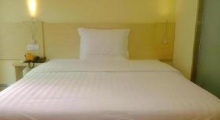 7Days Inn Xuzhou Normal University Yunlong Mountain - 5