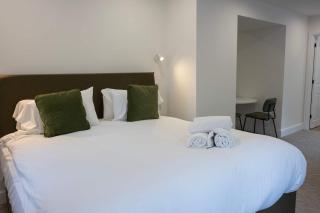 Modern Studio Near Torquay Harbour Sleeps 4 - 2