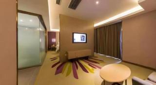 Lavande Hotels·Linyi Yinan Junyue Shopping Center - 4