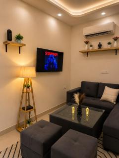 The Calm Corner 2Bhk By HomEscape - 9