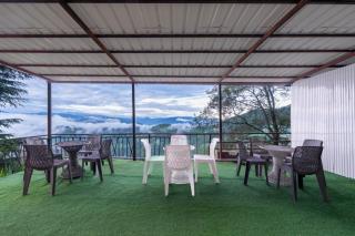 The Prakriti Heights l Lift l Comfortable And Spacious Rooms l Free Wifi, Free Parking l Enjoy Fresh Mountain Air l Managed By Exotic stays - 8