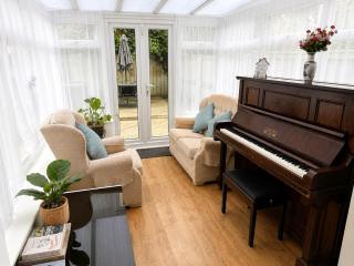 Huge 4 Bed Detached Home Near Derby City Centre with Parking - 6