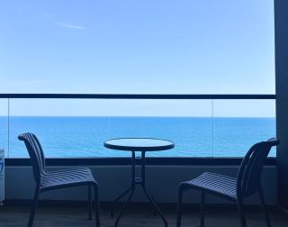 Salt&Sun Seaview Apartments - 9