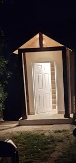 Modern spacious 3 Bedroom House in Birmingham - 8