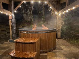 Spacieux Gîte Proche Forêt avec Sauna, Baby Foot et Activités Extérieures - À 10 min de Remiremont - FR-1-589-293 - 3