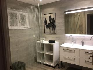 Spacieux Gîte Proche Forêt avec Sauna, Baby Foot et Activités Extérieures - À 10 min de Remiremont - FR-1-589-293 - 2