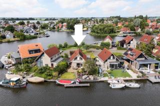 Fantastisch vakantievieren aan het water in Terherne - 8