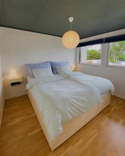 Spacious Home - 15 min walk to Stavanger Forum ONS - 2