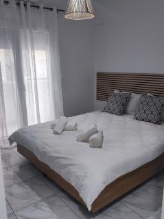 Central & Cozy - 4