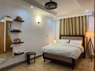 Simply Stays - 6