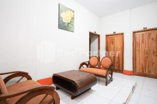 Nirvana Inn Gejayan Yogyakarta mitra RedDoorz - 9