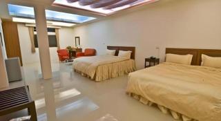 Yue Jing Commercial Hotel - 4