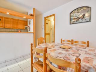 Appartement 6 pers. au centre, proche des pistes, parking - FR-1-684-7 - 2