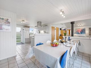 Holiday Home Gottfreda - 330m to the fjord by Interhome - 9