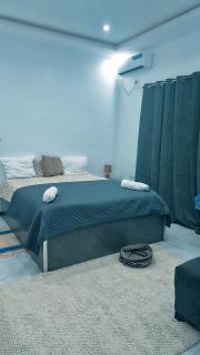 Chambre meublé avec piscine - 1