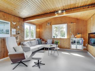 Holiday Home Absolon - 1-5km from the sea by Interhome - 5