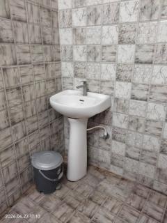 Raghuvar Bhawan Guest House - 1