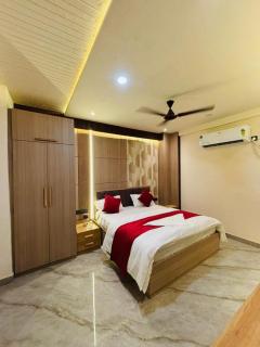 Hotel Townhouse - 9