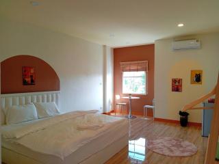 โรงแรม JP Lucky Lux Hotel - 8