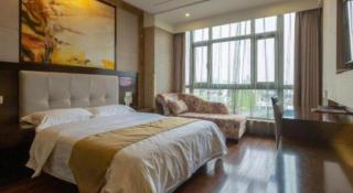 GreenTree Inn JiangSu Changzhou Dinosaur Park Global Harbor Express Hotel - 9
