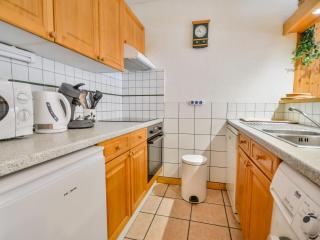 Appartement T3 au Centre de Morzine, Proche Pistes, Balcon Exposé Sud, Parking et Casier à Skis - FR-1-684-2 - 5