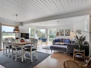 Holiday Home Ika - 600m from the sea by Interhome - 6