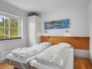 Apartment Jyrki - 100m from the sea by Interhome - 4