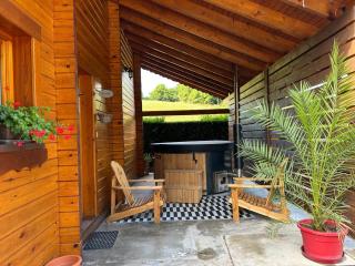 Chalet chaleureux avec sauna, terrain, terrasse et babyfoot à Saint-Nabord - FR-1-589-255 - 0