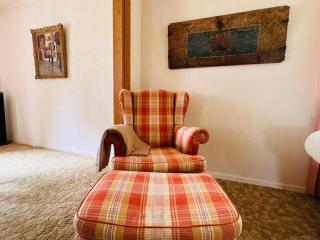 Swedish Villa 3bedroom 2living room &Traditional Timber Cabin Near Lakes and hiking - 2