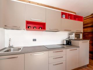 Appartement cosy avec terrasse au centre-ville, 4 pers, parking, WiFi - FR-1-343-222 - 1