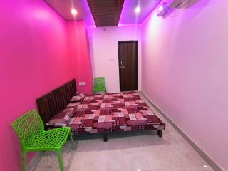 Smriti Homestay - 9