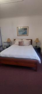 Mary's Place - 4