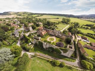 Amberley Castle- A Relais & Chateaux Hotel - Amberley - 9