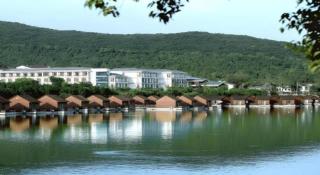Taihu Bay New Century Hotel - 4