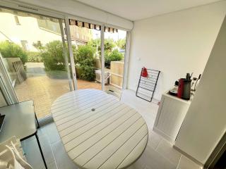 Appartement T2 Cabine, RDC avec Terrasse – Plage à 50m, Parking Privé - FR-1-702-5 - 5